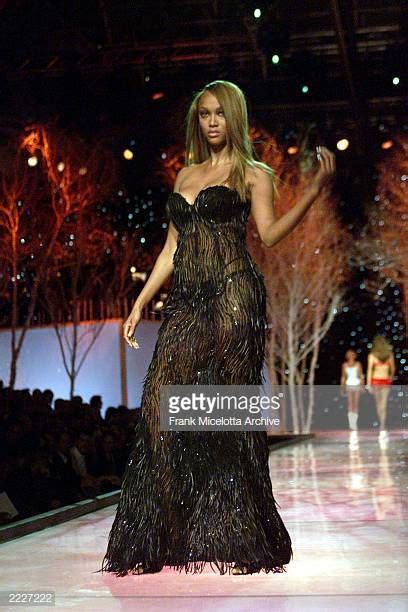 tyra banks versace runway|Tyra Banks Addresses Last Victoria's Secret Runway Fashion .